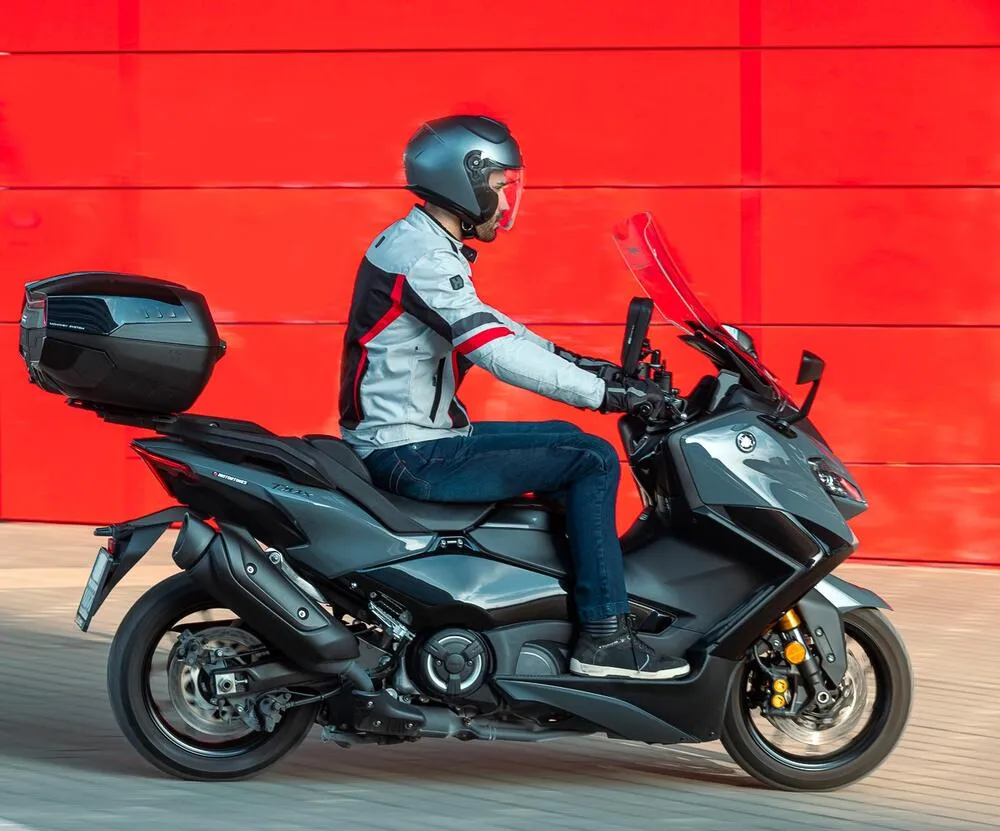 Givi_Monokey_Topcase_V58NNT_Tech_Maxia_5___58_Liter___schwarz_11 Givi Monokey Topcase V58NNT Tech Maxia 5 - 58 Liter - schwarz