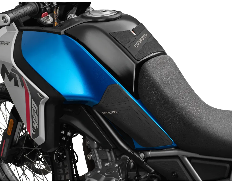 CFMoto Tankaufkleber / Tankpad - 450 MT 2024- - CF-6AQV-802800-6000