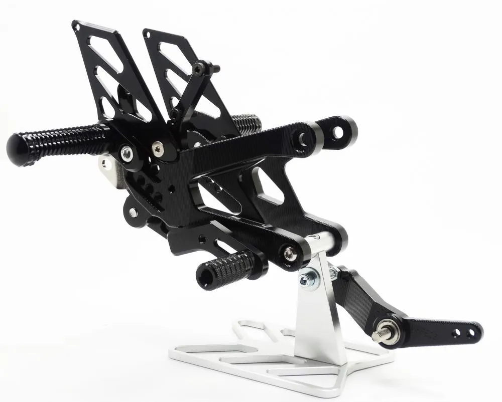 TMP_Fussrastenanlage_Yamaha_R1_2015__rechte_mitte_ansicht TMP Racing Fußrastenanlage Factory 2 schwarz Yamaha YZF R1 2015-