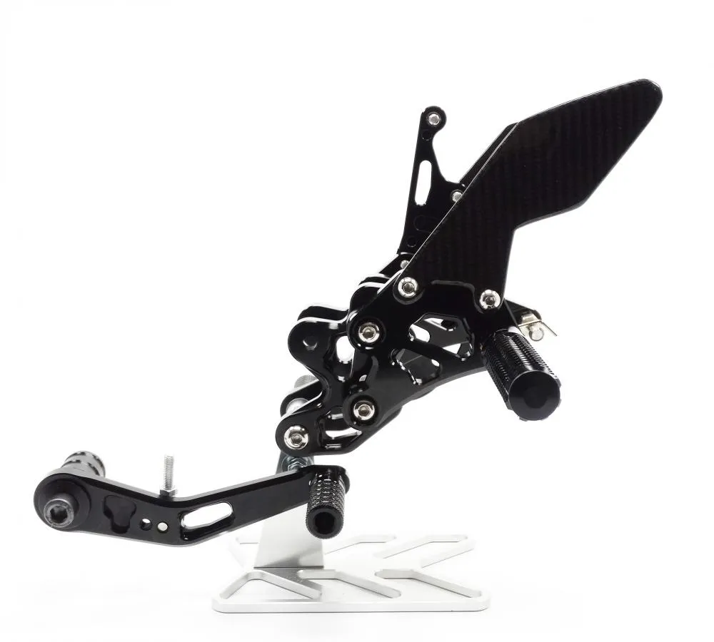 TMP_Fussrastenanlage_Suzuki_GSX_R_600_750_2011__linke_ansicht TMP Racing Fußrastenanlage Factory schwarz Suzuki GSX-R 600 750 2011-