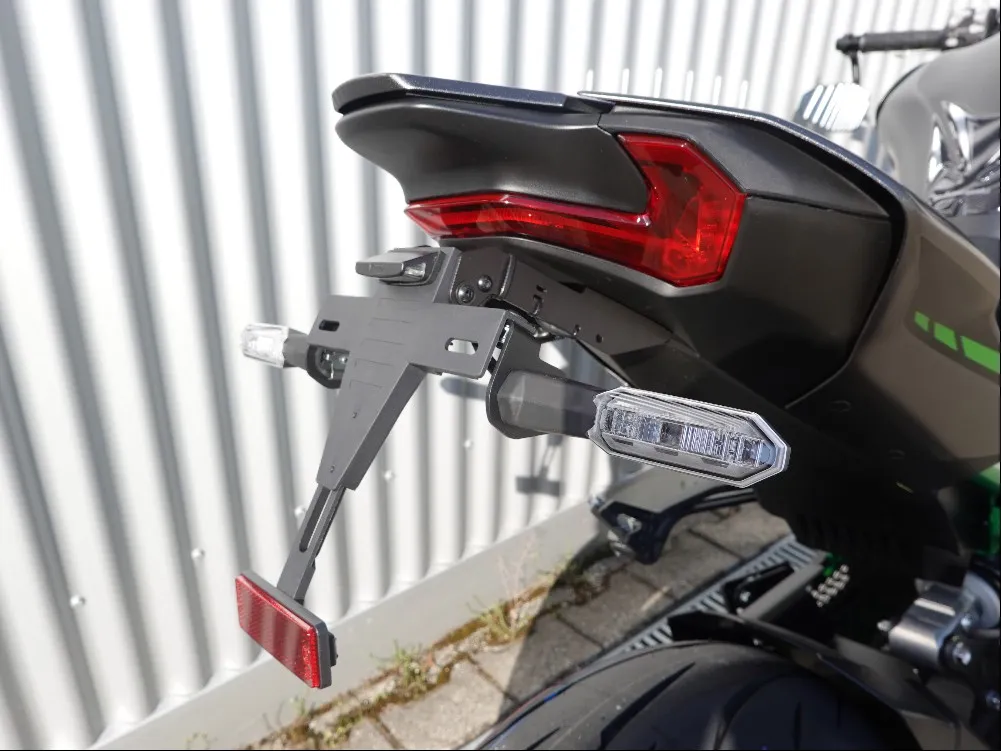 Puig Kennzeichenhalter Set - Kawasaki Z900 2025- / Z900 SE 2025- - 22436N