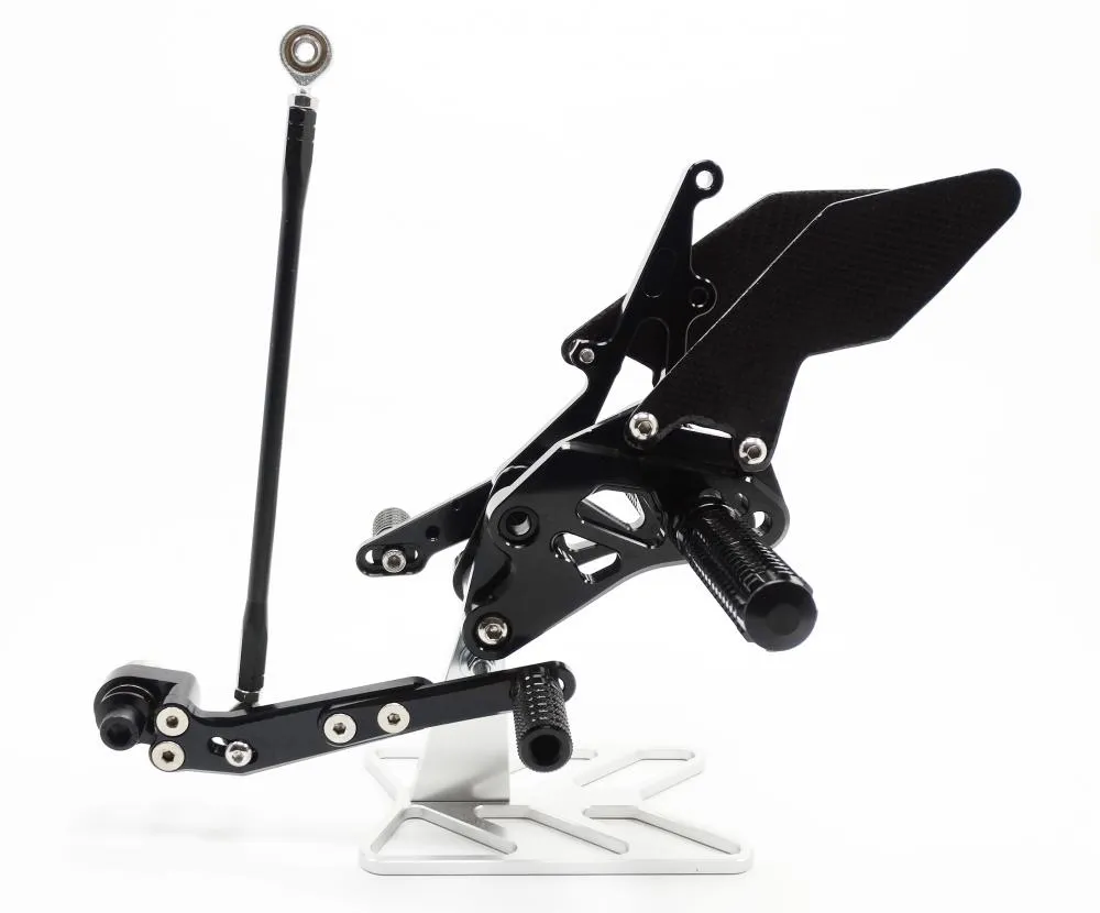 TMP_Fussrastenanlage_Suzuki_GSX_R_1000_2009_16_linke_ansicht TMP Racing Fußrastenanlage Factory schwarz Suzuki GSX-R 1000 2009-16